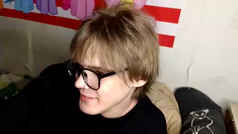 Snapshot of jeycob_ice chatting on February 2026 07:23:01 PM jeycob ice online show from February 2026 07:23:01 PM