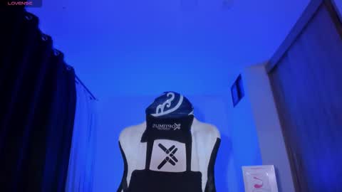 Snapshot of jeyden_camilo chatting on October 2025 12:11:01 AM Jeyden Camilo online show from October 2025 12:11:01 AM