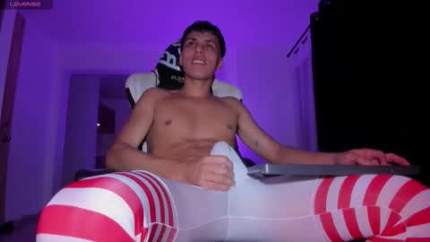 Snapshot of jeyden_camilo chatting on November 2025 12:44:01 AM Jeyden Camilo online show from November 2025 12:44:01 AM