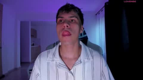 Snapshot of jeyden_camilo chatting on November 2025 09:48:01 PM Jeyden Camilo online show from November 2025 09:48:01 PM