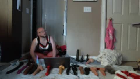 Snapshot of jghosty69 chatting on December 2024 08:23:01 PM Nasty Cumslut online show from December 2024 08:23:01 PM