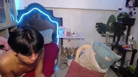 jhan_destroyer2003 online show from December 2024 04:36:02 AM