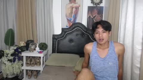 jhan_destroyer2003 online show from February 2025 08:49:01 AM