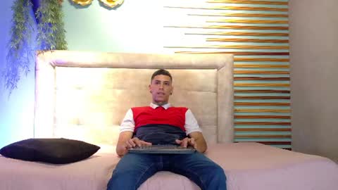 Snapshot of jharol_cardona chatting on July 2026 01:23:02 AM Jharol online show from July 2026 01:23:02 AM