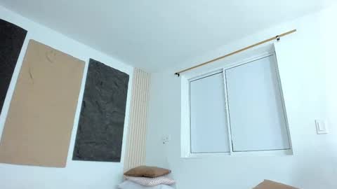 jheremy_wen online show from November 2025 07:13:02 PM