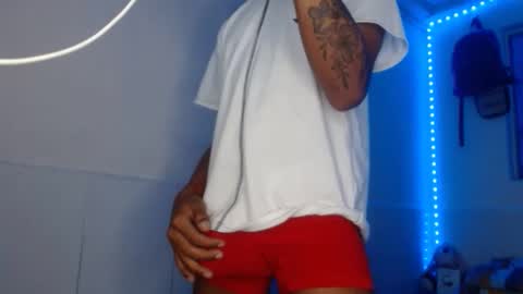 jhon_hot09 online show from October 2025 06:02:01 PM