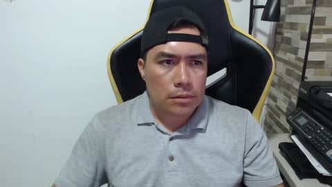 jhonatan_morales_s online show from October 2025 11:46:02 PM