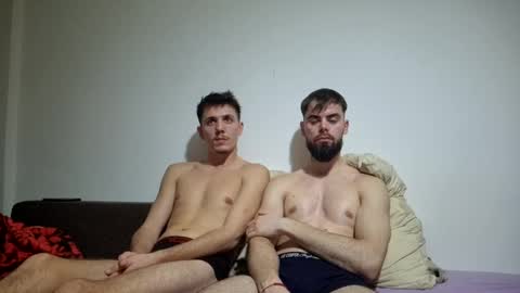 Here are Jhon and Tomy online show from January 2025 05:00:02 PM