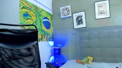 jhonny online show from September 2025 08:08:01 PM