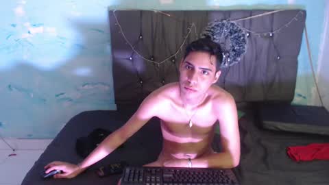 Snapshot of jhonny_latinboy chatting on January 2025 09:28:01 AM Jhonny online show from January 2025 09:28:01 AM