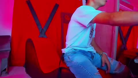 Snapshot of jhonny_latinboy chatting on January 2025 03:30:02 AM Jhonny online show from January 2025 03:30:02 AM