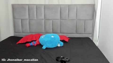Snapshot of jhonny_macallan chatting on February 2025 03:50:01 PM Jhonaiker online show from February 2025 03:50:01 PM