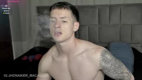 Snapshot of jhonny_macallan chatting on September 2025 01:30:01 AM Jhonaiker online show from September 2025 01:30:01 AM