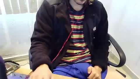 jhonnygoldendick online show from December 2024 09:01:01 PM