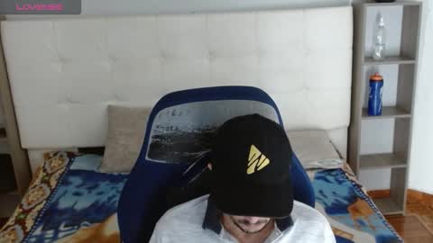 jhontorres018 online show from October 2025 12:30:02 AM