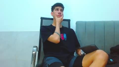 Snapshot of jhony_sex3 chatting on May 2026 09:17:01 AM jhony_sex3 online show from May 2026 09:17:01 AM
