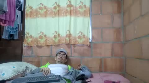 Jhosuamoore  online show from February 2026 11:42:02 AM