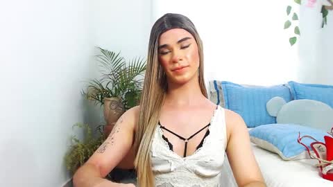 Jhuan Nhez online show from April 2026 08:35:02 PM