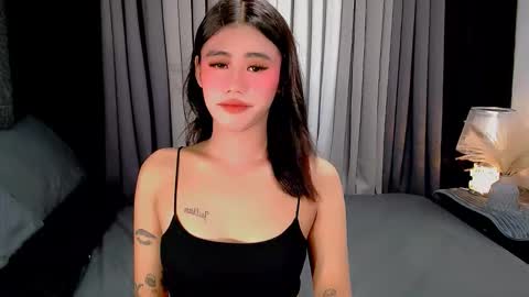 Snapshot of jhuliana_and_charles_room chatting on October 2025 03:38:01 AM jhuliana_and_charles_room online show from October 2025 03:38:01 AM