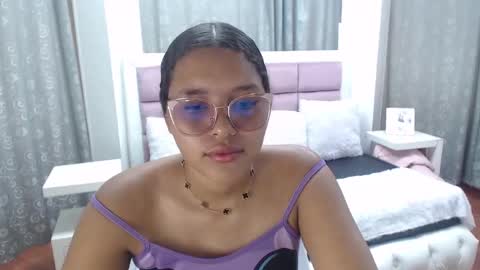 Snapshot of jimena_bell chatting on September 2025 01:58:02 PM Jimena online show from September 2025 01:58:02 PM