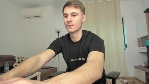 Snapshot of jimmys_style chatting on February 2025 01:33:02 PM AlphaJimmy online show from February 2025 01:33:02 PM