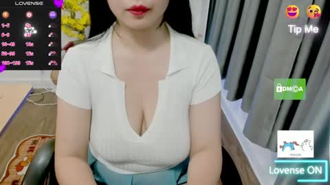 Snapshot of jin_yourlover chatting on May 2026 05:35:01 AM Jin online show from May 2026 05:35:01 AM