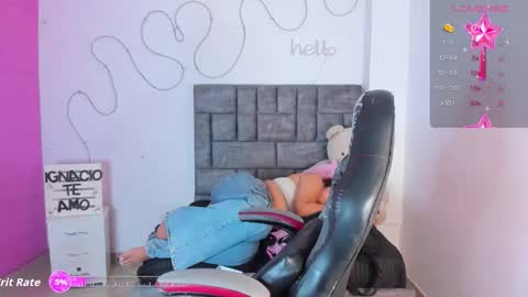 kim online show from November 2025 02:43:02 PM