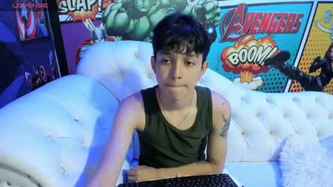 Snapshot of jisus_cat chatting on January 2025 07:03:01 PM Jisus online show from January 2025 07:03:01 PM