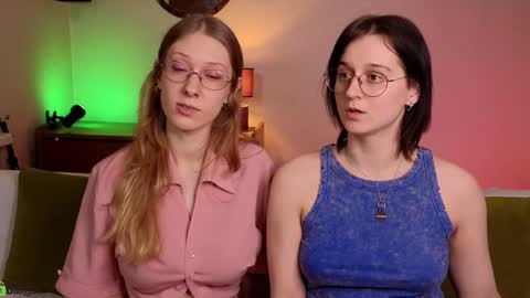 Snapshot of jitoon_exe chatting on January 2025 04:09:01 PM Hey Guys We are Julia ginger  Tina brunette online show from January 2025 04:09:01 PM