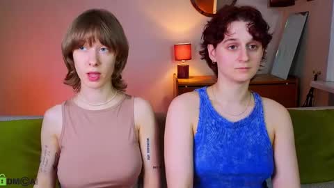 Snapshot of jitoon_exe chatting on October 2025 08:04:02 PM Hey Guys We are Julia ginger  Tina brunette online show from October 2025 08:04:02 PM
