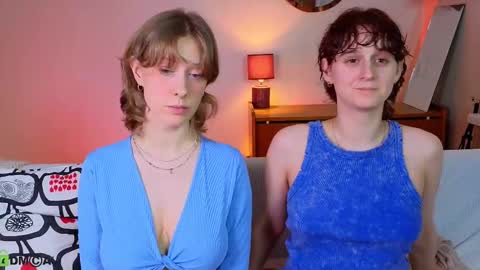 Hey Guys We are Julia ginger  Tina brunette online show from November 2025 11:42:01 AM