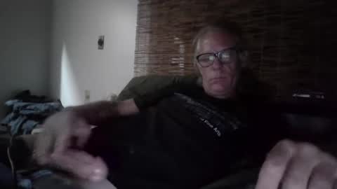 jizzmitten5 online show from September 2025 02:02:02 AM