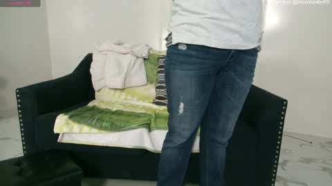 Nicole  Allen online show from December 2024 11:51:01 PM