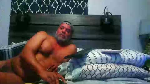 jjking973 online show from December 2025 11:42:02 PM