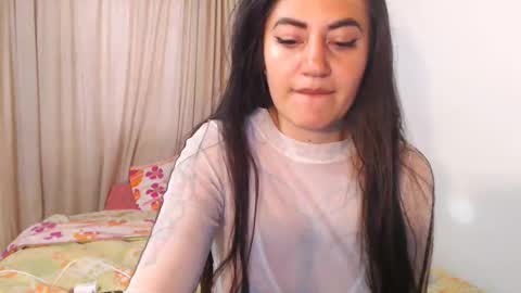 luuuuuuuuuu online show from April 2026 12:10:01 PM