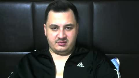 jnsnw online show from December 2025 08:40:01 PM