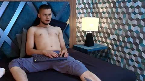 Snapshot of joaho_fernandez chatting on April 2026 09:39:33 PM Joao online show from April 2026 09:39:33 PM