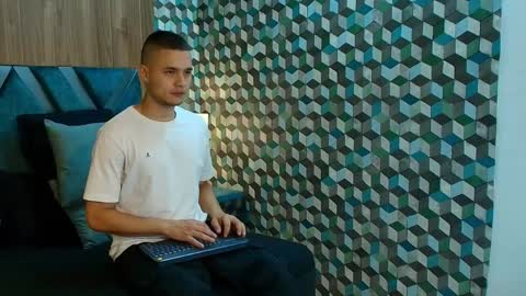 Snapshot of joaho_fernandez chatting on April 2026 09:12:01 PM Joao online show from April 2026 09:12:01 PM