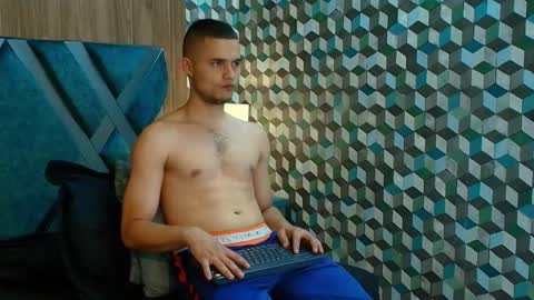Snapshot of joaho_fernandez chatting on April 2026 02:27:02 AM Joao online show from April 2026 02:27:02 AM