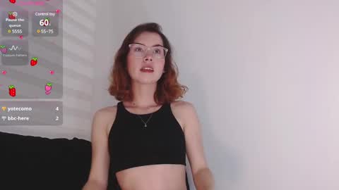 Snapshot of joan_didion chatting on January 2025 05:50:01 AM Joan Didion online show from January 2025 05:50:01 AM