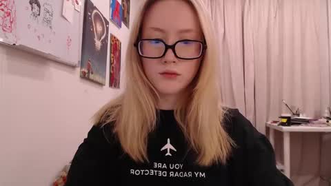 joan_kiss online show from November 2025 01:12:02 PM