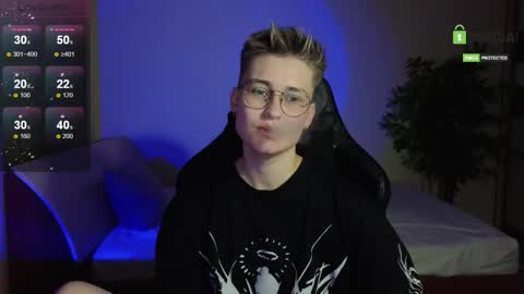 Snapshot of joan_night chatting on September 2025 06:19:01 PM J online show from September 2025 06:19:01 PM