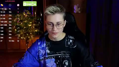 Snapshot of joan_night chatting on July 2026 07:07:01 PM J online show from July 2026 07:07:01 PM