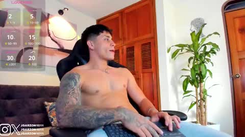 joan_soto online show from October 2025 01:51:02 PM