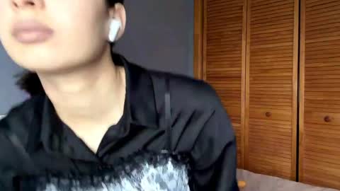 Snapshot of joanaphippin chatting on May 2026 07:38:02 AM joanaphippin online show from May 2026 07:38:02 AM