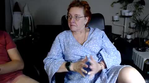 Joanna and Greg online show from December 2025 09:04:02 AM