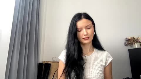 Joan online show from April 2026 07:20:01 AM