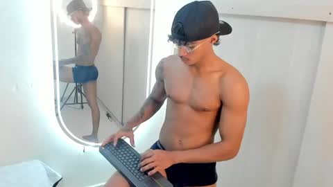 Snapshot of joao_da_silva19 chatting on June 2026 02:38:01 PM Joao Da Silva online show from June 2026 02:38:01 PM