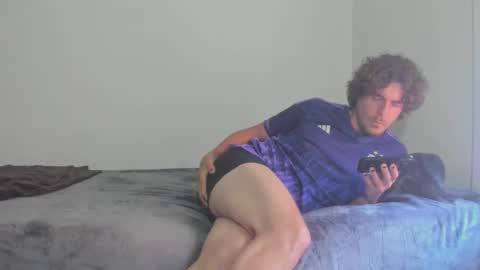 Snapshot of joaquin420_hot chatting on April 2026 04:10:02 PM joaquin420_hot online show from April 2026 04:10:02 PM