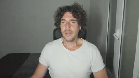 Snapshot of joaquin420_hot chatting on April 2026 04:08:02 AM joaquin420_hot online show from April 2026 04:08:02 AM